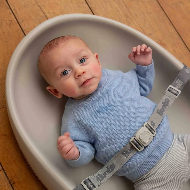 Bumbo Baby Wickelunterlage - Leicht zu reinigende Wickelunterlage mit Sicherheitsgurt - Anti-Roll-Wickelunterlage - Taupe – Bild 3