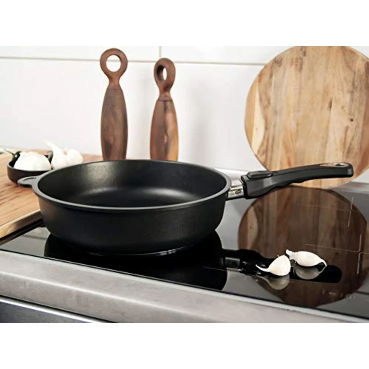AMT Gastroguss Bratpfanne, 28 cm Ø, 7 cm hoch, Schmorpfanne, abnehmbarer Stiel, induktionsgeeignet, Lotan® Antihaft-Veredelung, Gusspfanne (Aluguss) – Bild 5