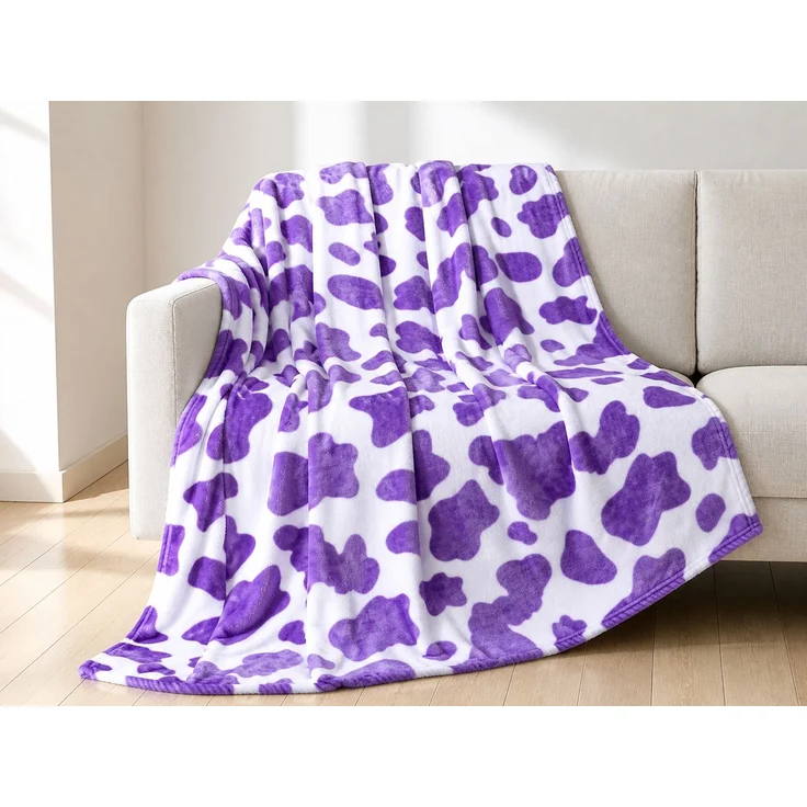 Flanell-Kuscheldecke mit Digitaldruck Kuhmuster Lila-Weiß 240 x 220 cm – Bild 2