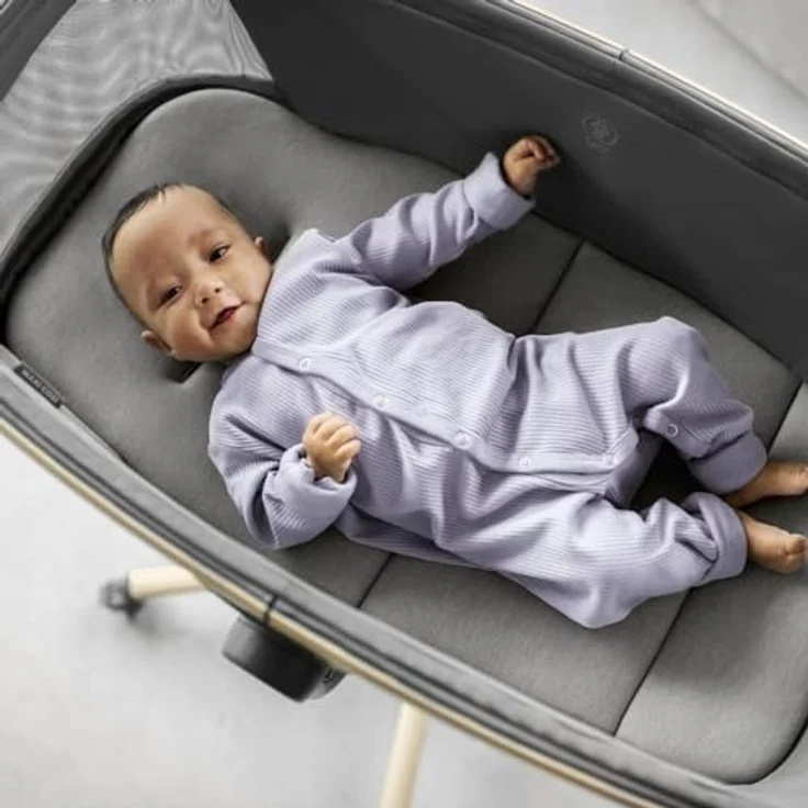 Maxi-Cosi Alba All in 1 Stubenwagen, Einfacher Wechsel zwischen Stubenwagen, Liegewagen und Hochstuhl, 100% recycelte Stoffe, 0 Monate - 3 Jahre alt (15kg), Beyond Graphite – Bild 9