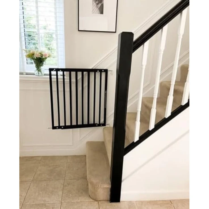 Safetots Robustes Holz Babygitter für Treppen, Schwarz, 63. 5 cm - 105. 5 cm, Holz Schraubgitter, Schraubbefestigung als Sicherheitssperre, stilvolles Design und praktisches Sicherheitsgitter – Bild 9