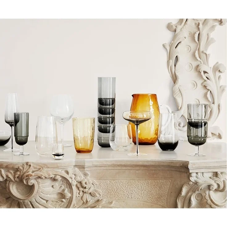 Broste Copenhagen Cocktailglas Smoke Martiniglas grey 18,9cm, Mundgeblasenes Glas, Smoke Martiniglas – Bild 6