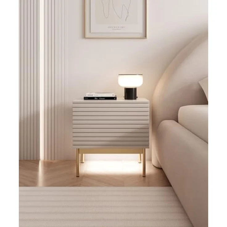 Selsey Nachttisch Mit LED-Licht 46 cm Breite Kaschmirfarbe und Goldene Metallbeine - Push-to-Open Tür Geräumiges Fach Minimalistische Grifflos-Front Möbel für Schlafzimmer – Bild 2