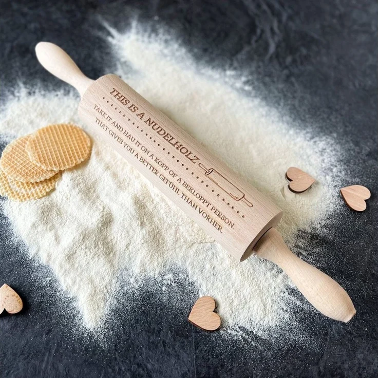 Spruchreif® Nudelholz Nudelholz mit Gravur, Teigroller aus Holz, Teigausroller Backzubehör, Nudelholz mit Prägung, tolle Geschenkidee – Bild 1