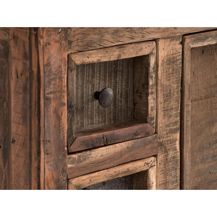 Rustikale Holzkommode Sumatra mit viel Stauraum - Altholz im Landhaus-Chalet-Style - Einzigartig und nachhaltig - massivum – Bild 4