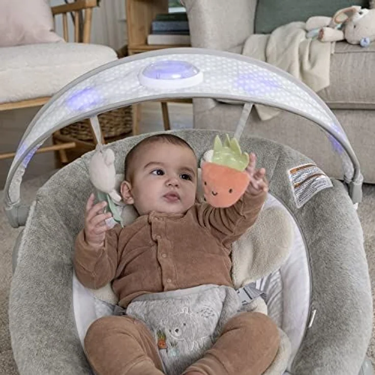Ingenuity, InLighten Babywippe Babyschaukel mit Lichtern, Nate Bunny, Spielzeugleiste, Vibrationen, Geräuschen, Tummy Time Kissenmatte, bis zu 20 lbs, Neugeborenes+ – Bild 3