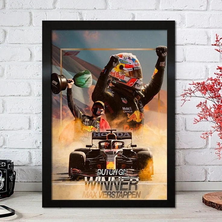 Poster Formel 1 Max Verstappen Rennfahrer Helm Rennwagen Red Bull · Deko Print ohne Rahmen - G / 30x40 cm – Bild 4