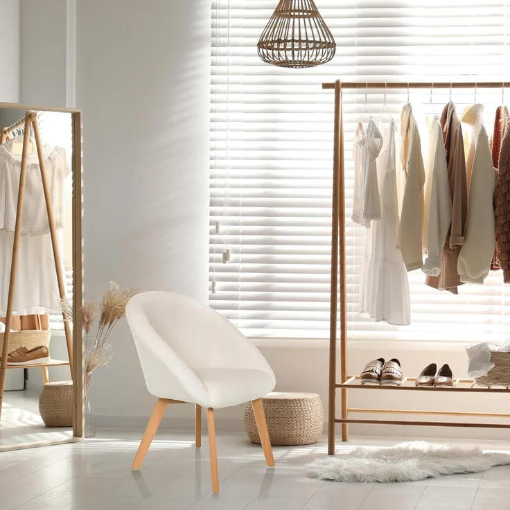 hjh LIVING Esszimmerstuhl aus weichem Bouclé-Stoff Scandi TED Polsterstuhl Sessel mit Holzbeinen, bequem gespolstert, Weiß – Bild 6