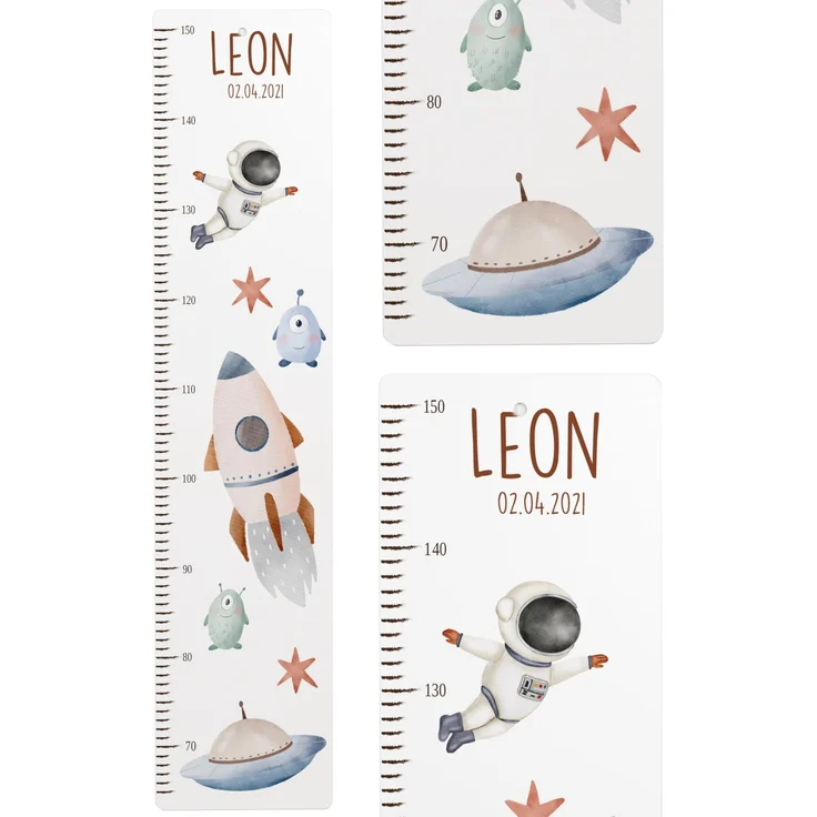 Kidsmood - Personalisierte Messlatte Kinder aus Aluverbund – Hochwertige Messleiste & Wand-Deko für Kinderzimmer mit abenteuerlichem Astronaut – Tolles Taufgeschenk für Mädchen & Jungen (65-140cm)