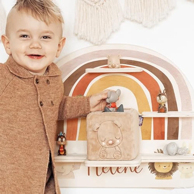 KIDSMOOD - Personalisiertes Tonie Regal für Kinderzimmer | Regenbogen Wand-Regal mit genügend Platz für Tonie-Hör-Figuren, Aussparung für Tonie-Musikbox & Kabelmanagement, Tonie Regal Mädchen & Jungen – Bild 7