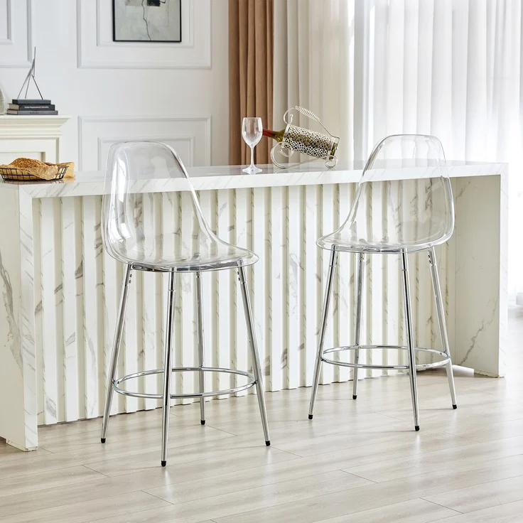 2er-Set transparenter Barhocker mit Schwebendesign – ideal für europäische Küchen. Silberne Metallbeine passen perfekt zum modernen Luxus-Minimalismus.Höhe: 102 cm.--Silber, Transparent--102x48.5x48.5cm--YOUDENOVA – Bild 1