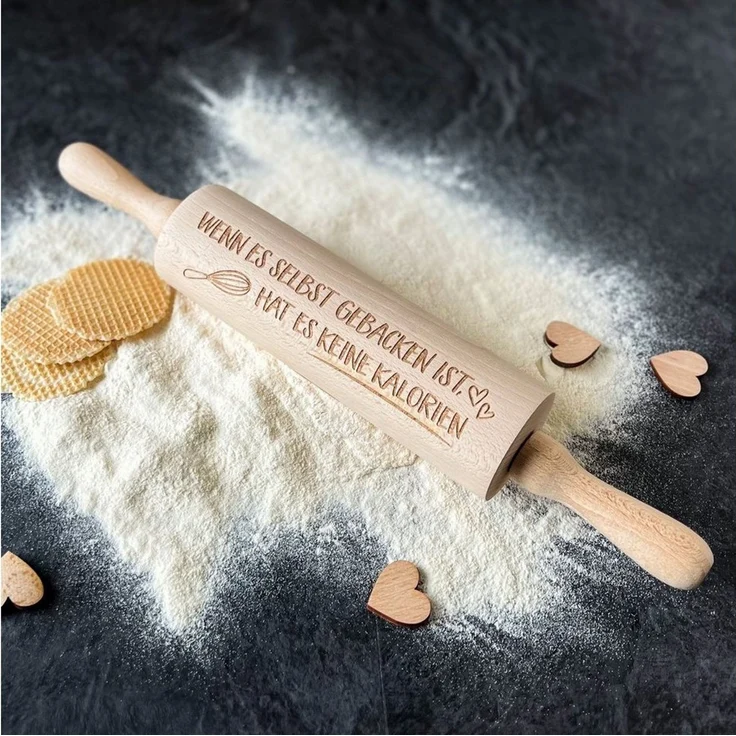 Spruchreif® Nudelholz Nudelholz mit Gravur, Teigroller aus Holz, Teigausroller Backzubehör, Nudelholz mit Prägung, tolle Geschenkidee – Bild 1