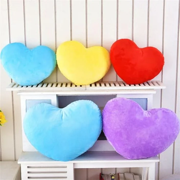 Herzkissen, Herz Kissen Kinderzimmer, Kuschelkissen Kinder Herzform Dekokissen Kopfkissen Kissen Zierkissen, Plüsch Kinderkissen für Kinderzimmer Sofa Dekoration (Rot,30 cm) – Bild 4