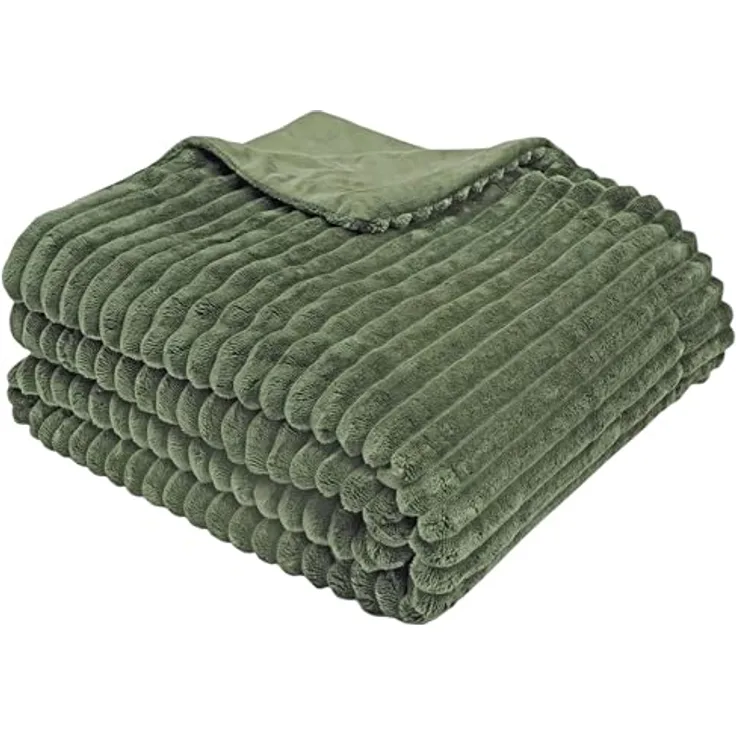 XXXL Kuscheldecke, Olivgrün, 150x200 cm, Oeko-Tex® Standard 100, 100% Polyester, pflegeleicht, 500 g/m²