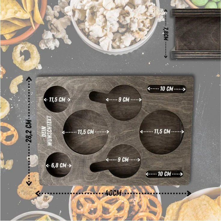 PEGSEN Servierplatte All in One Couchbar Sofatablett mit 4 Snackschalen, Birkenholz, (Set, 5-tlg, abnehmbarer Deckel, mit 4 lebensmittelechten Glasschalen), passend für Kaffeetassen, Weingläser, 0,5L Bierflaschen – Bild 4