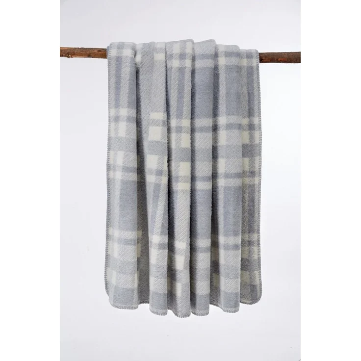 Wohndecke Wohndecke - 4 Jahreszeiten -160x200 cm / Sofadecke / Schlafdecke, livessa, Soft-Touch-Gefühl / 50% Baumwolle, 45% Acryl, 5% Polyester / 1650g – Bild 3
