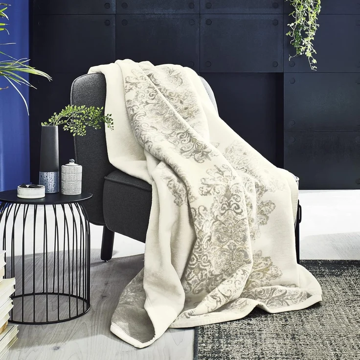 Wohndecke Jacquard Decke Bagheria, IBENA, mit Ornamenten, Kuscheldecke – Bild 5