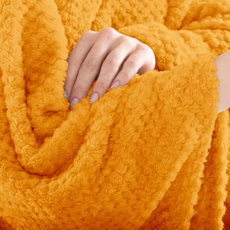 DecoKing Kuscheldecke 70x150 cm orange Decke Microfaser Wohndecke Tagesdecke Fleece weich sanft kuschelig skandinavischer Stil Henry – Bild 7