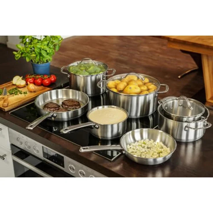 Kopf Topf-Set Clara, Edelstahl, 10-teilig mit 4 Kochtöpfen, Bratpfanne, Schmorpfanne, Stielkasserolle und 3 Glasdeckeln, für alle Herdarten inkl. Induktion, spülmaschinengeeignet und backofenfest – Bild 8