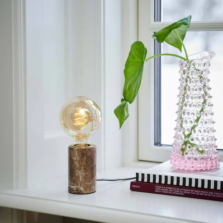 Nordlux SIV Tischlampe Marmor E27, kompakt 6x6x10cm, braun, IP20 für Innenbereich