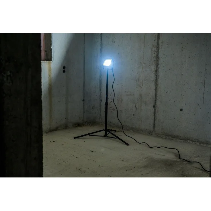 Brennenstuhl LED Baustrahler JARO 7060 T, LED fest integriert, superhelle LEDs, Stativ aus stabilem, pulverbeschichtetem Stahlrohr