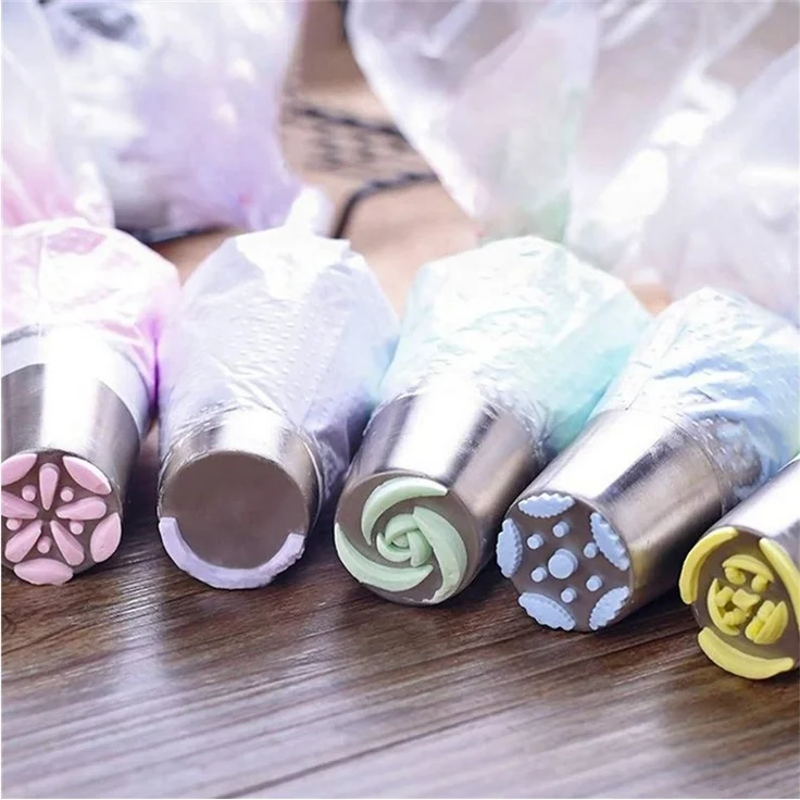 MOPUEA Spritzbeutel Russische Spritztüllen und 1 Profi-Spritzbeutel 20cm Backzubehör (Deko-Set mit Edelstahl-Garniertüllen waschbar, Wiederverwendbar, 27-tlg, 14 Spritztüllen (2 klein, 12 mittel) 11 Beutel (1 Silikon, 10 Einweg) 2 kopplers für Blumen u... – Bild 4