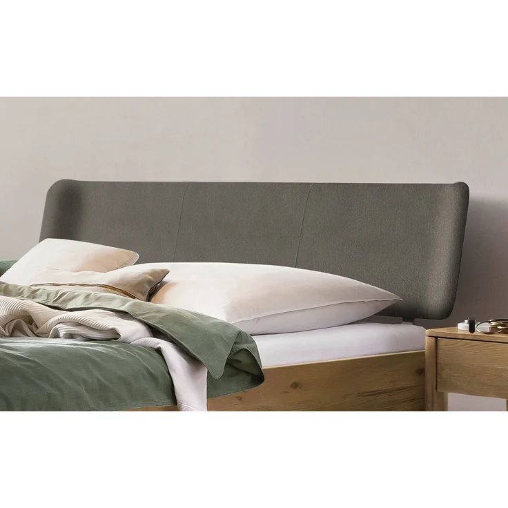 Hasena Massivholzbett Varese Wildeiche mit Kopfteil Pace Grey 180x210 cm, Fußhöhe 20 cm – Lounge – Bild 3
