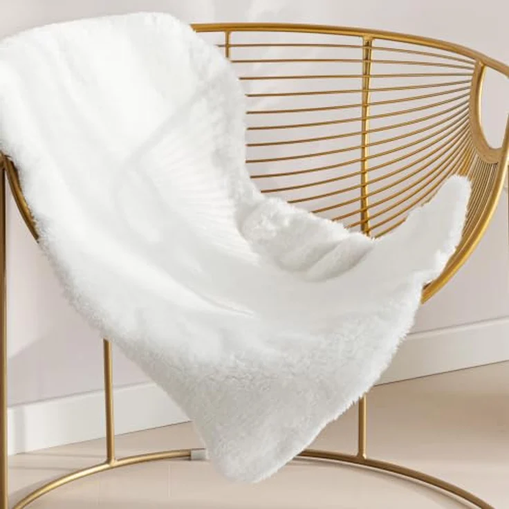 Sonive Kunstfell Teppich Stuhlauflage 90x60 cm Weich, Faux Fell | Waschbare Teppiche Sitzauflage für Kinderzimmer, Wohnzimmer, Schlafzimmer, Esszimmer Weiß – Bild 1