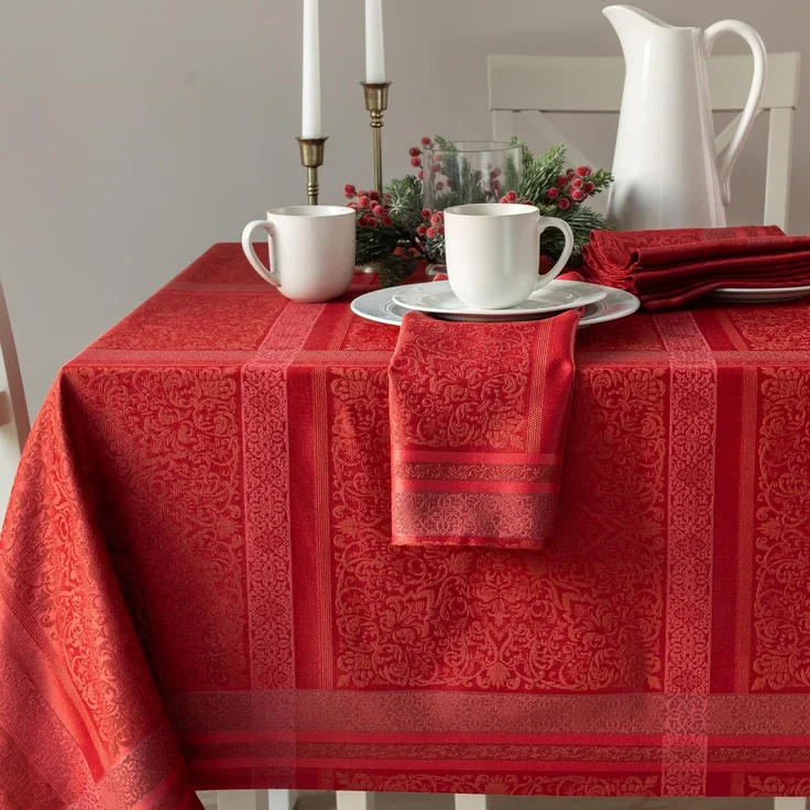 Benson Mills Ravenna garngefärbte Jacquard-Tischdecke, Schwerer Stoff, für Alltag, Partys, Hochzeiten, Urlaub, Winter und Weihnachten (152,4 x 365,8 cm, rechteckig, rot)