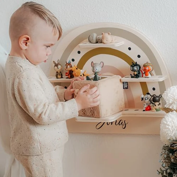 KIDSMOOD - Personalisiertes Tonie Regal für Kinderzimmer | Regenbogen Wand-Regal mit genügend Platz für Tonie-Hör-Figuren, Aussparung für Tonie-Musikbox & Kabelmanagement, Tonie Regal Mädchen & Jungen – Bild 7