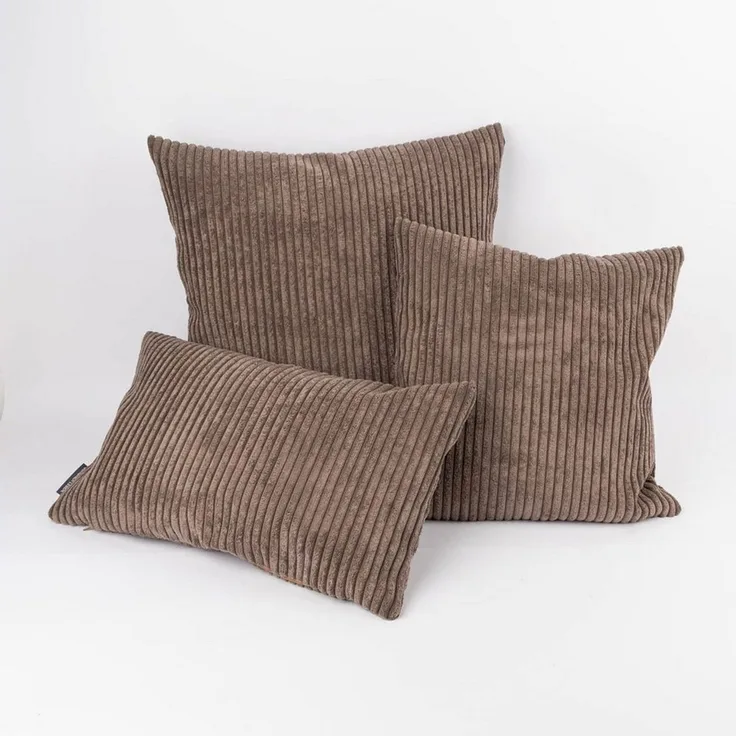SCHÖNER LEBEN. Dekokissen Kissenhülle Breitcord Baby Rib braun div. Größen von SCHÖNER LEBEN.