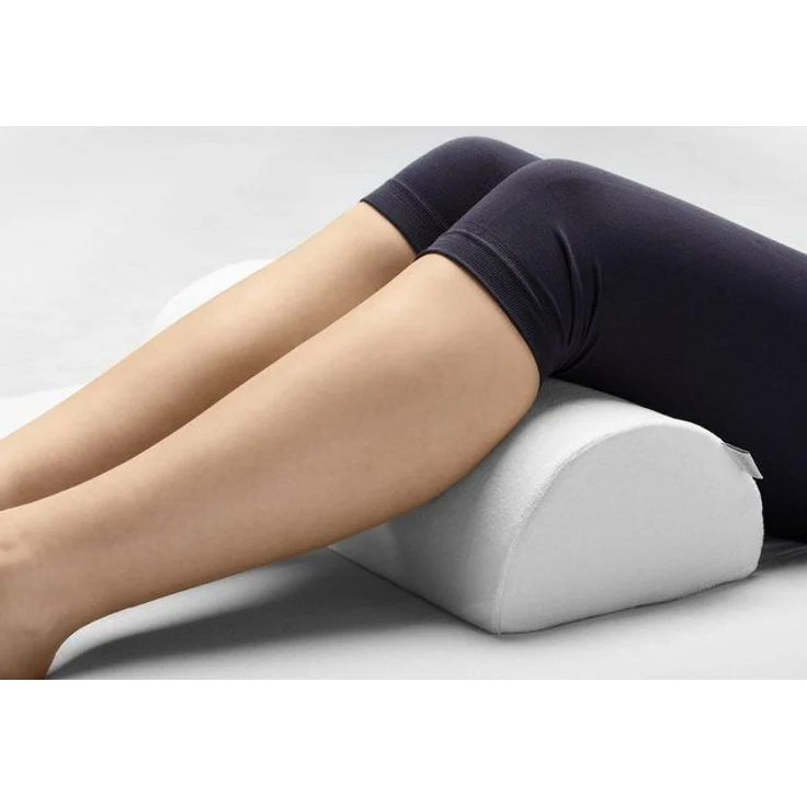 Dormisette Q991 Kniehalbrolle für Rückenschläfer, atmungsaktiv, 50 x 20 x 12 cm, weiss Knierolle – Bild 3