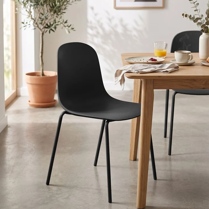 CLP Stapelstuhl Hardin mit ergonomischer Kunststoffschale und stabilem Metallgestell - Farbe:schwarz – Bild 3
