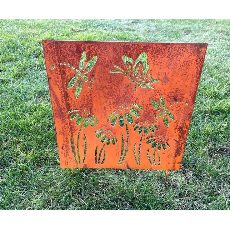 LB H&F Lilienburg Dekosäule Schild Stecker Garten Deko Metall Rost Paneele Eingang (Gartenschild Metalldeko Rostdeko Schmetterling Blumen Idee modern Insekten Gartenstecker Winter Frühling Ostern Beetstecker Metallstecker Roststecker Rostschild Eingang...