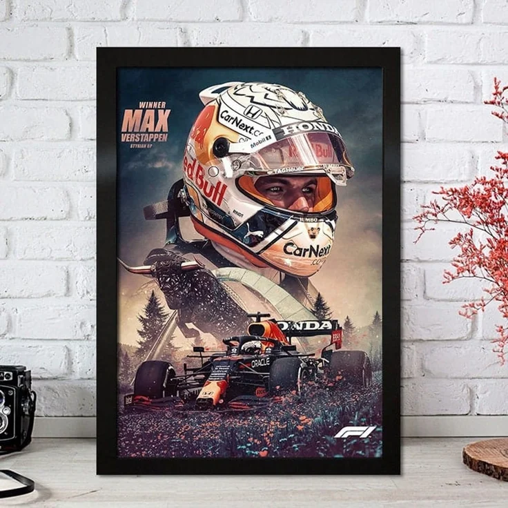 Poster Formel 1 Max Verstappen Rennfahrer Helm Rennwagen Red Bull · Deko Print ohne Rahmen - I / 50x70 cm – Bild 1