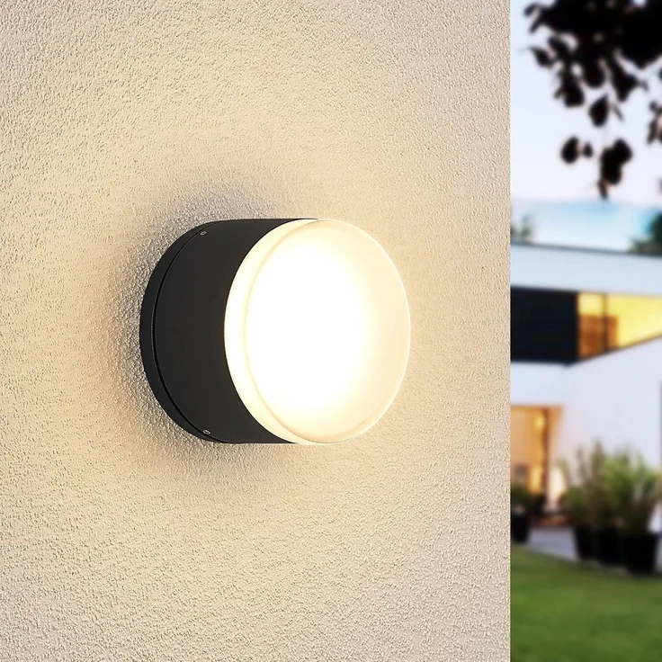 Lindby Außen-Wandleuchte Mathea, 1 x 8,2 W LED, warmweiß – Bild 3