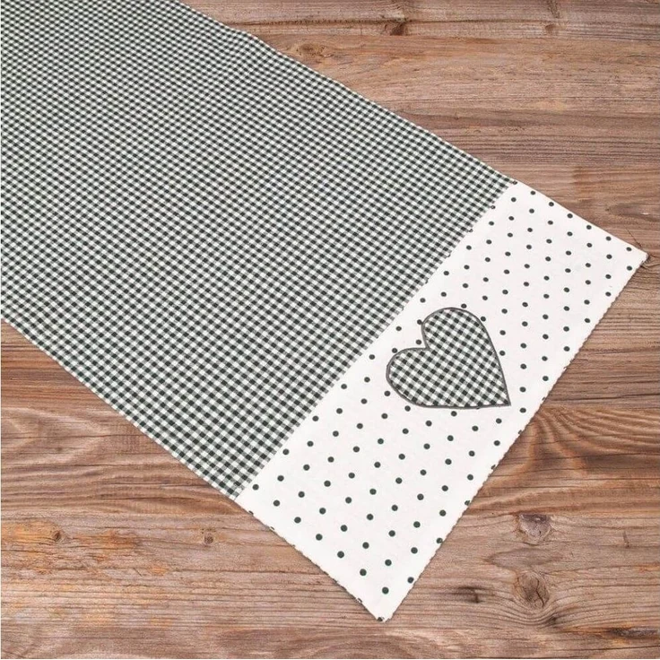 matches21 HOME & HOBBY Tischdecke Tischläufer LISE Herz Landhausstil grün, 100 % Baumwolle, in 40x150 cm (1-tlg), Pflegeleicht waschbar bis 30° Grad – Bild 5