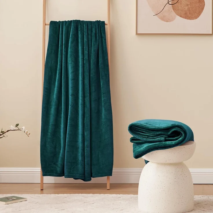 Kuscheldecke Fleecedecke Couchdecke XL Winter 150 x 200 cm Dunkelgrün – Bild 7