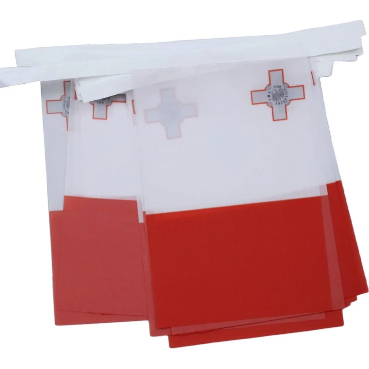 AZ FLAG - Fahnenkette Malta 6 Meter Mit 20 Flaggen - 21x14 cm - Republik Malta Girlande Flaggenkette 14x21 cm
