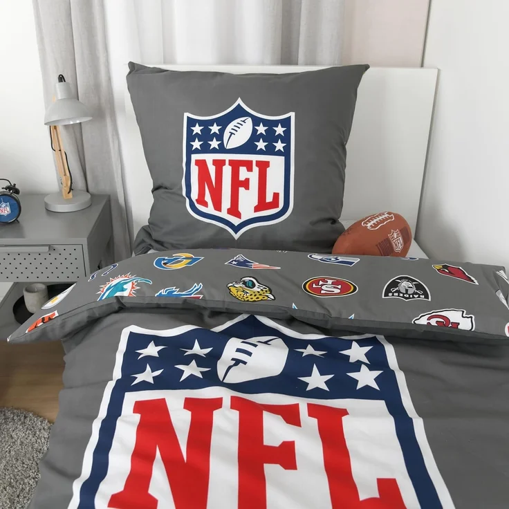 Herding Wendebettwäsche 135x200cm, NFL American Football Logo Sticker Grau, Renforcé, 2 teilig, mit verschiedenen Logos – Bild 6