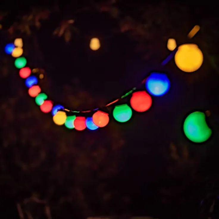 INtrenDU Party Lichterkette bunt, 9,5m mit 20 großen Kugeln Ø5cm, wasserfest (IP44) für innen und außen, Geburtstagsdeko, Hochzeit