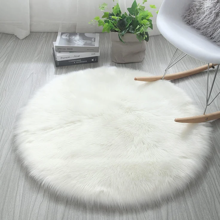 HEQUN Faux Lammfell Schaffell Teppich, Lammfellimitat Teppich Longhair Fell Optik Nachahmung Wolle Bettvorleger Sofa Matte (60x60 cm, Weiße) – Bild 8