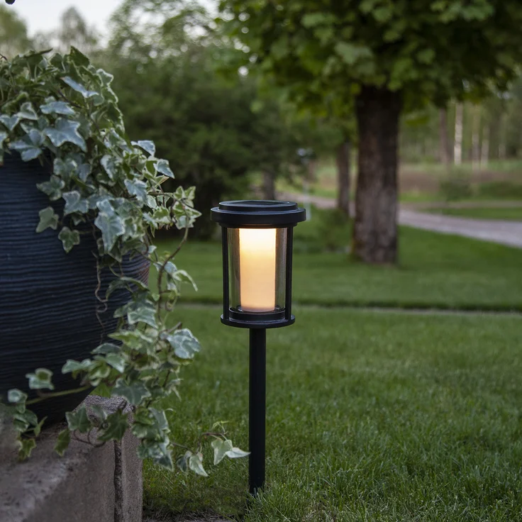 LED Solarlampe ,Alippa' zur Wegbeleuchtung, Dämmerungssensor, schwarz, H 44cm – Bild 2