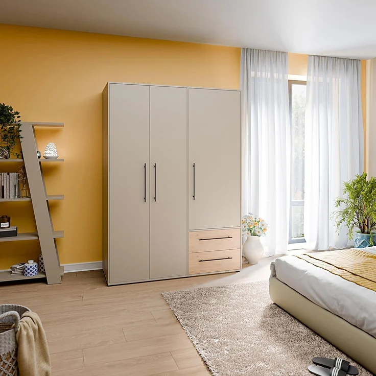 MOKKARIS Drehtürenschrank Taupe Wildeiche 3 Türen 2 Schubkästen Kleiderschrank für Schlafzimmer – Moderner Stauraum in zeitlosem Design. – Bild 4