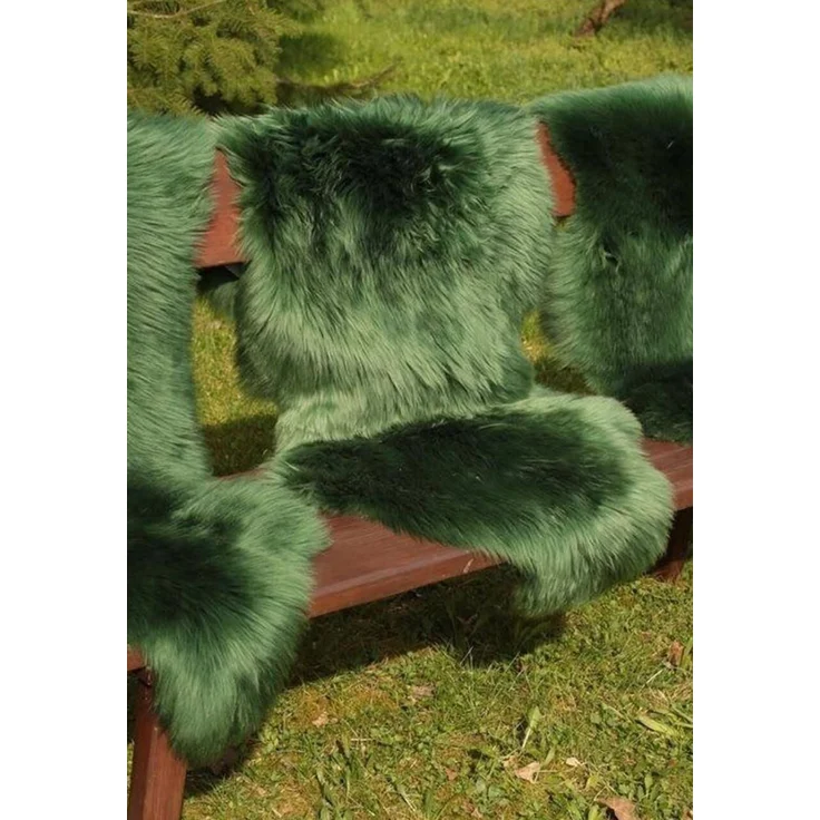 Lammfell Merino Moosgrün Größe: 90-100 – Bild 4