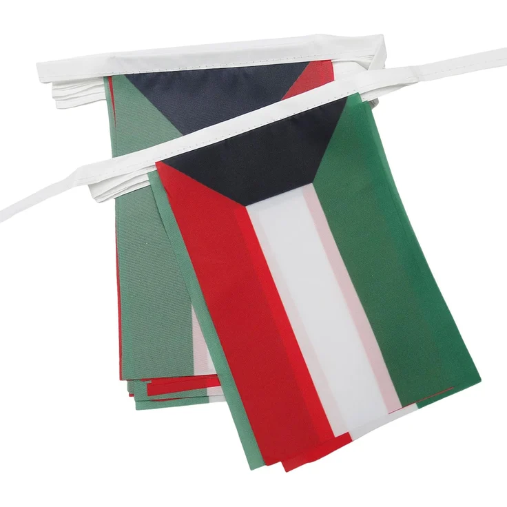 AZ FLAG - Fahnenkette Kuwait 6 Meter Mit 20 Flaggen - 21x14 cm - Kuweitische Girlande Flaggenkette 14x21 cm