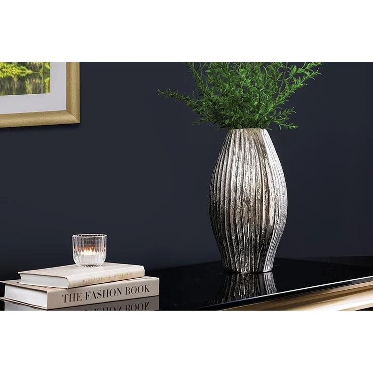 riess-ambiente Dekovase ELEGANCE 35cm silber antik · Blumenvase aus Metall fürs Wohnzimmer (Einzelartikel, 1 St), Tischdeko · handmade · Hammerschlag Design · Accessoire – Bild 2