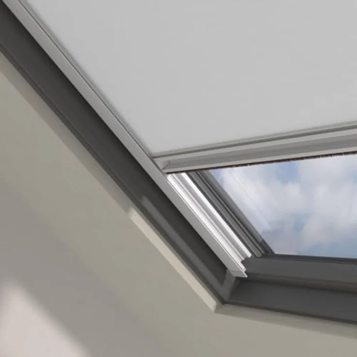 Dachfensterrollo SK08 Velux Passend, Verdunkelnd, Grau, Cocoon Home, verschraubt – Bild 10