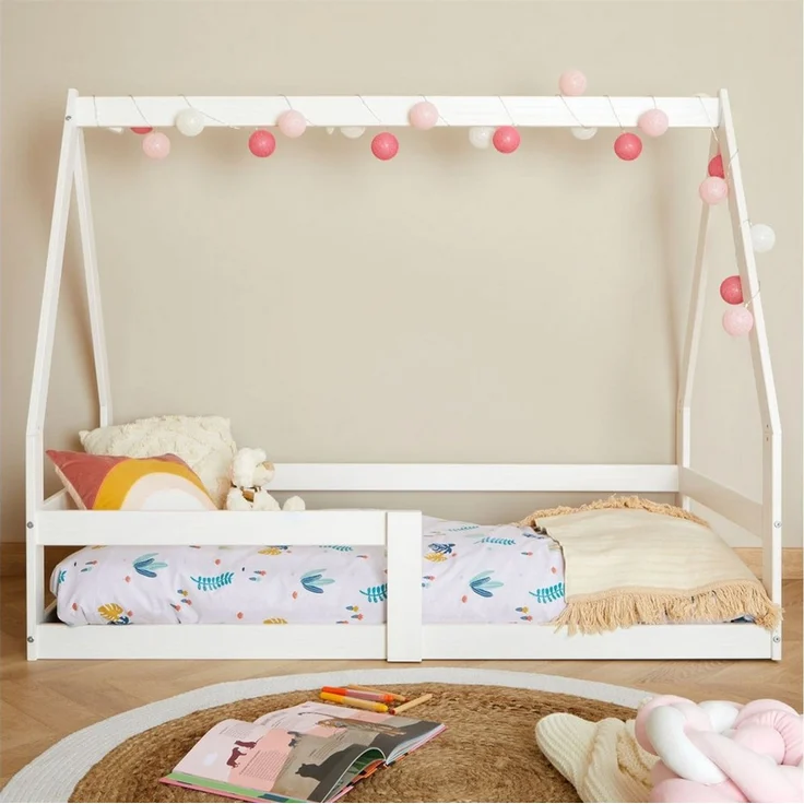 IDIMEX Hausbett TAMI Kinderbett in Hausform, 70x140 cm, Natur, Kiefernholz Kinderbett mit Rausfallschutz, ideal zum Schlafen und Spielen, Bodenbett, Montessori – Bild 2