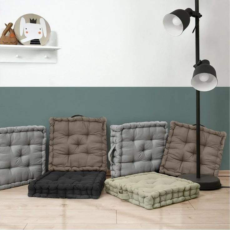 Beautissu Stuhlkissen Mila Bodenkissen, 50x50cm, Taupe, Sitzkissen, 100% Baumwolle, Indoor & Outdoor, exzellenter Komfort und Stil, praktischer Tragegriff – Bild 3